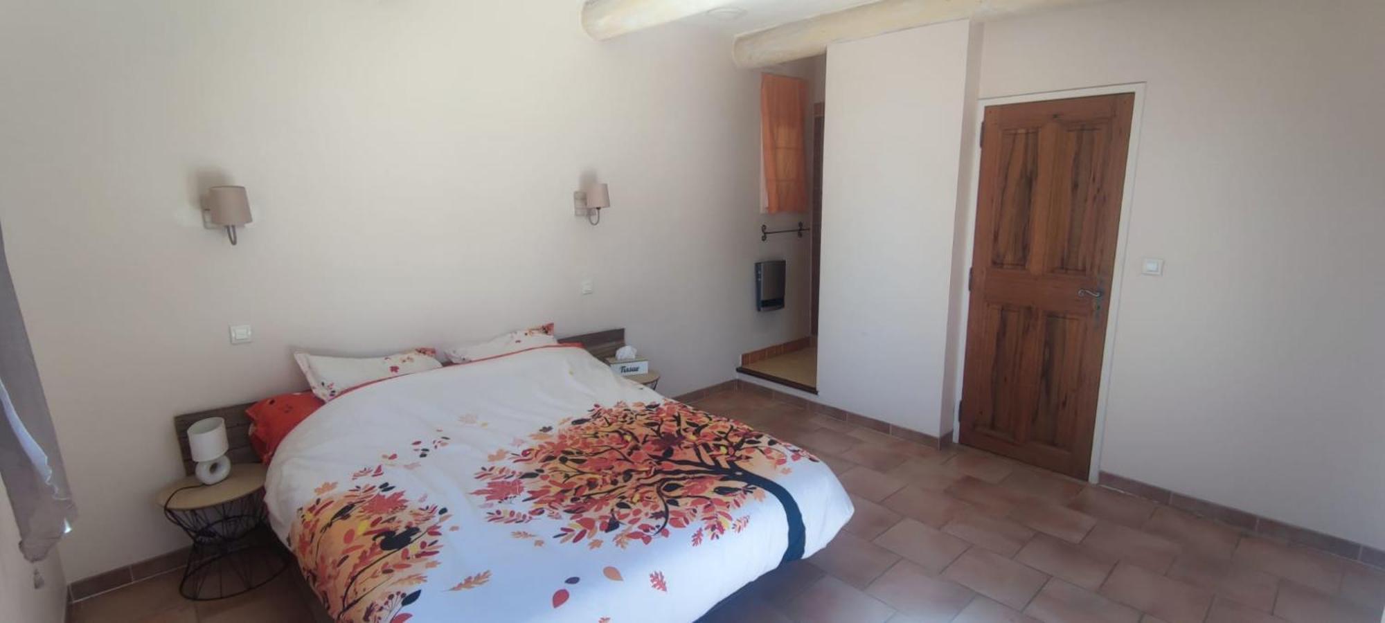 Studio 25M2 Avec Piscine Et Spa, Proche Iter Et Cadarache Apartment Valensole Ngoại thất bức ảnh